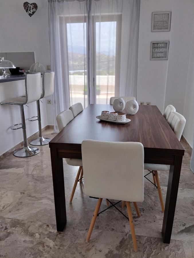 Sophie'S Village House Миртос Экстерьер фото